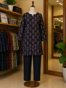 Noir Rosette Lawn Suit – Ready-to-Wear 2 Piece Set
