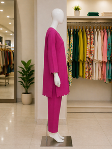 Fuchsia Scallop Lawn Suit – 2 Piece Ready-to-Wear Kameez Trouser